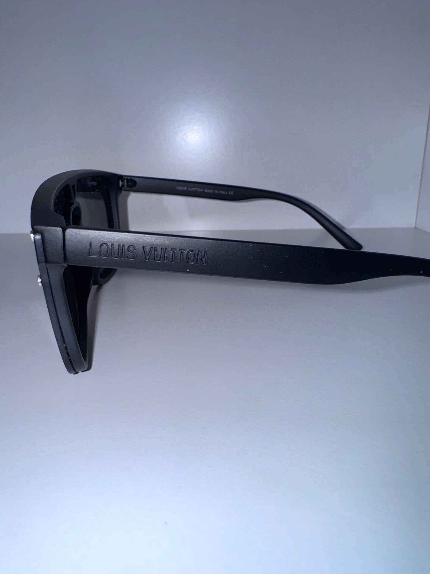 LV Waimea Shades Blue